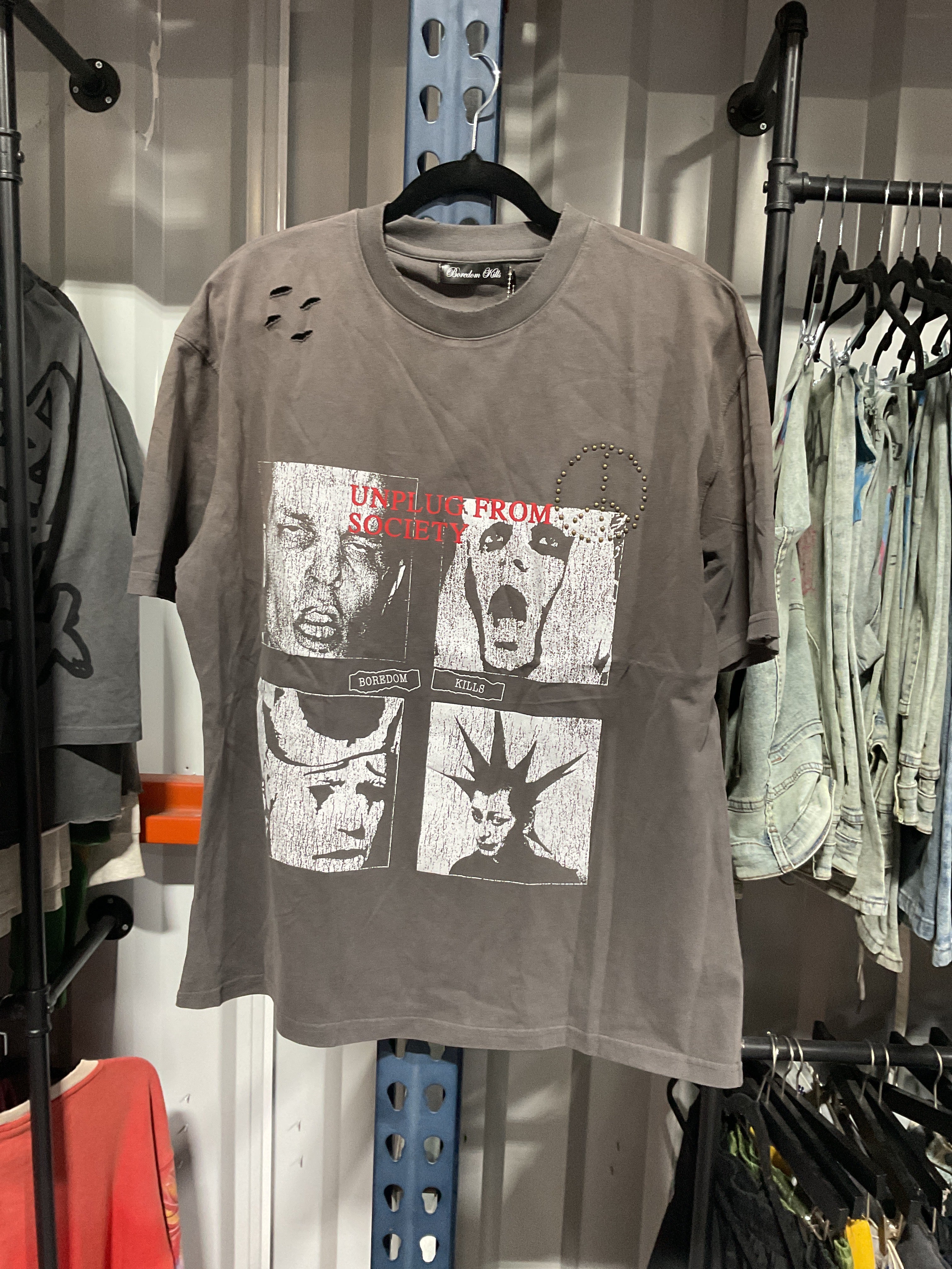 BOREDOM KILLS GRAY TEE