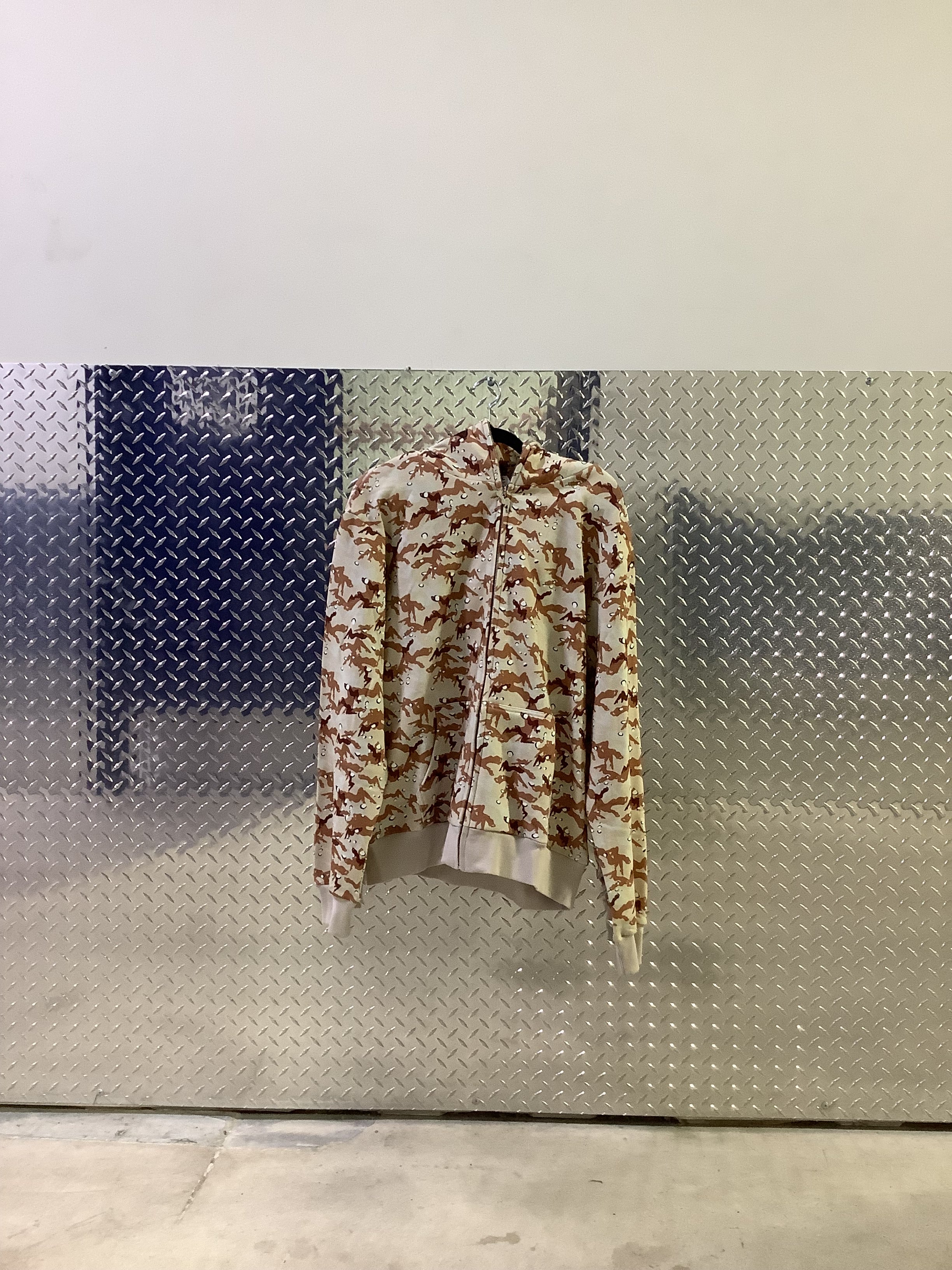 CAMO FORBIDDEN FULL ZIP UP