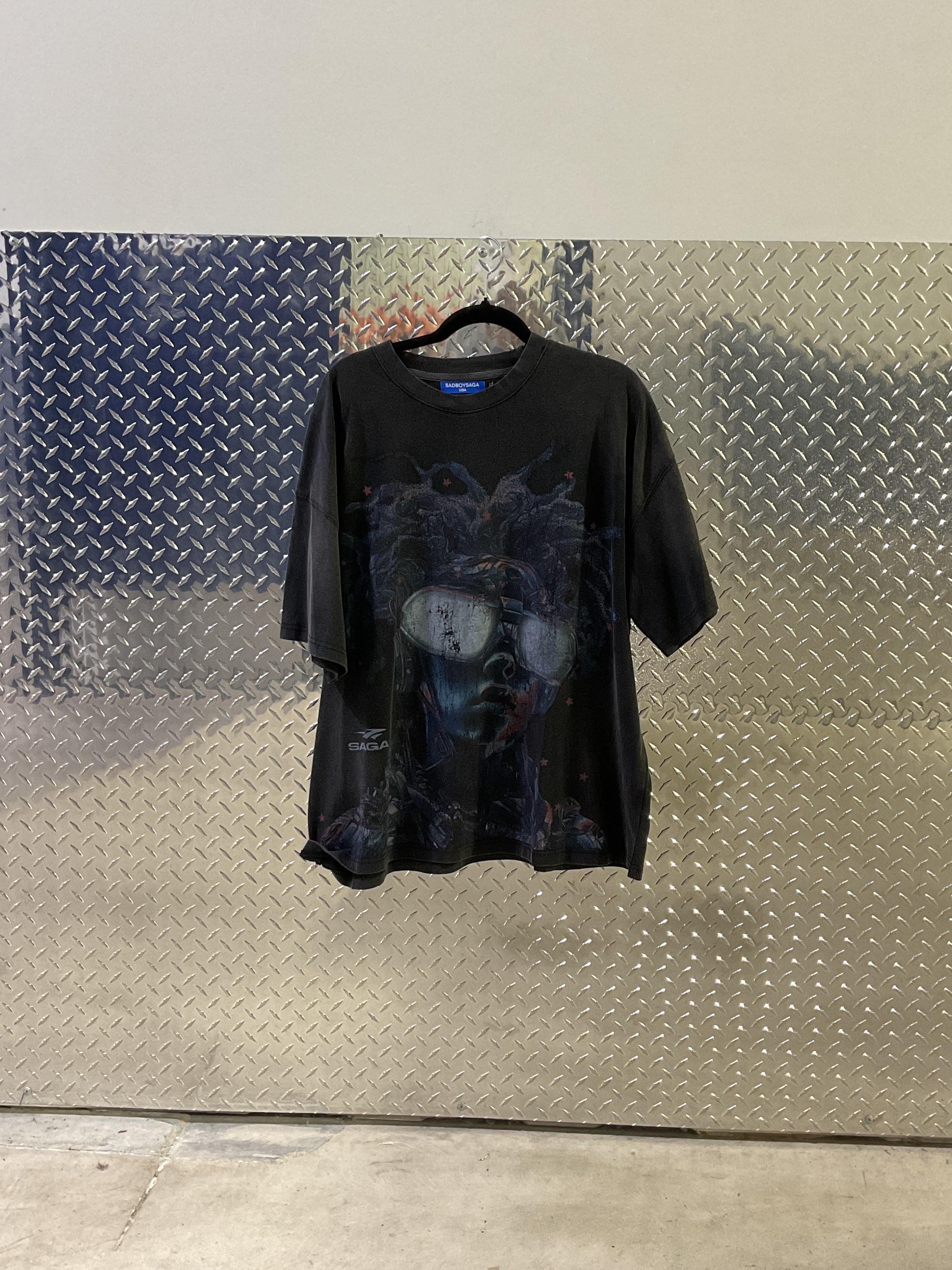 SAGA STAR TEE