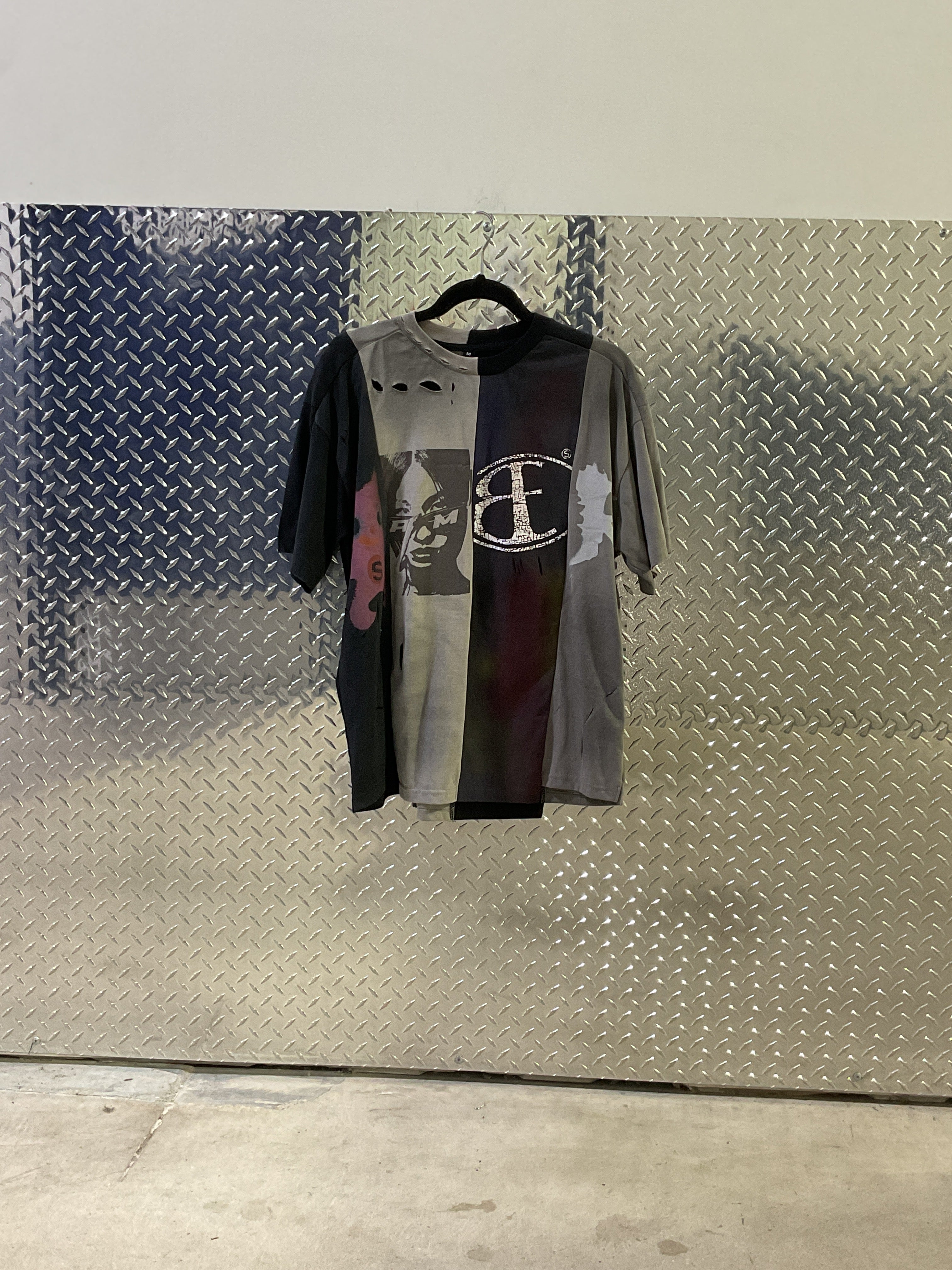 AM MULTI STRIP TEE
