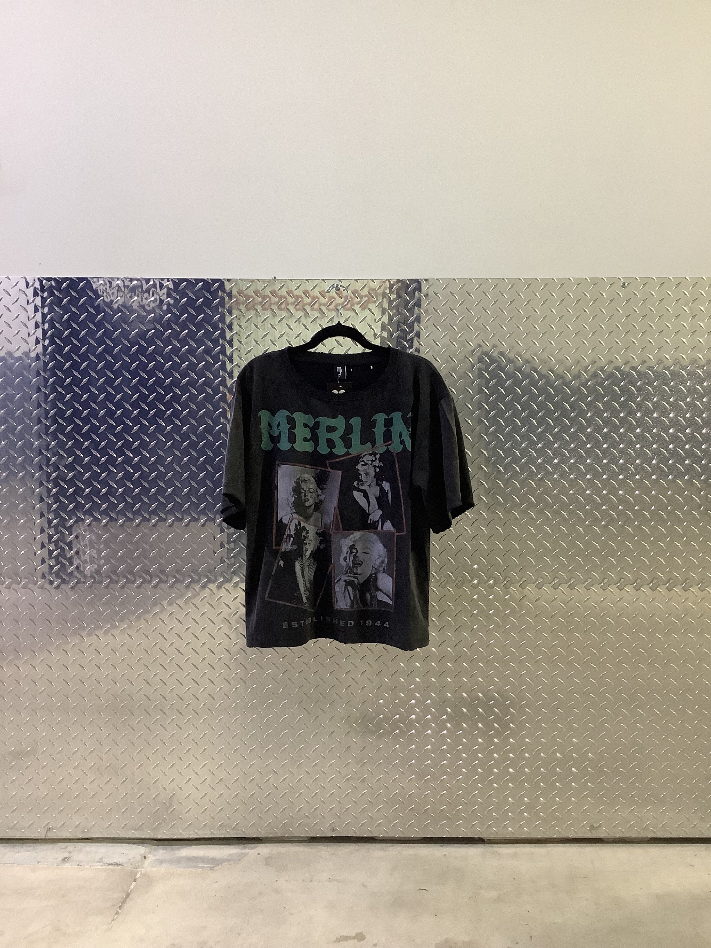 MERLIN MARILYN MONROE TEE
