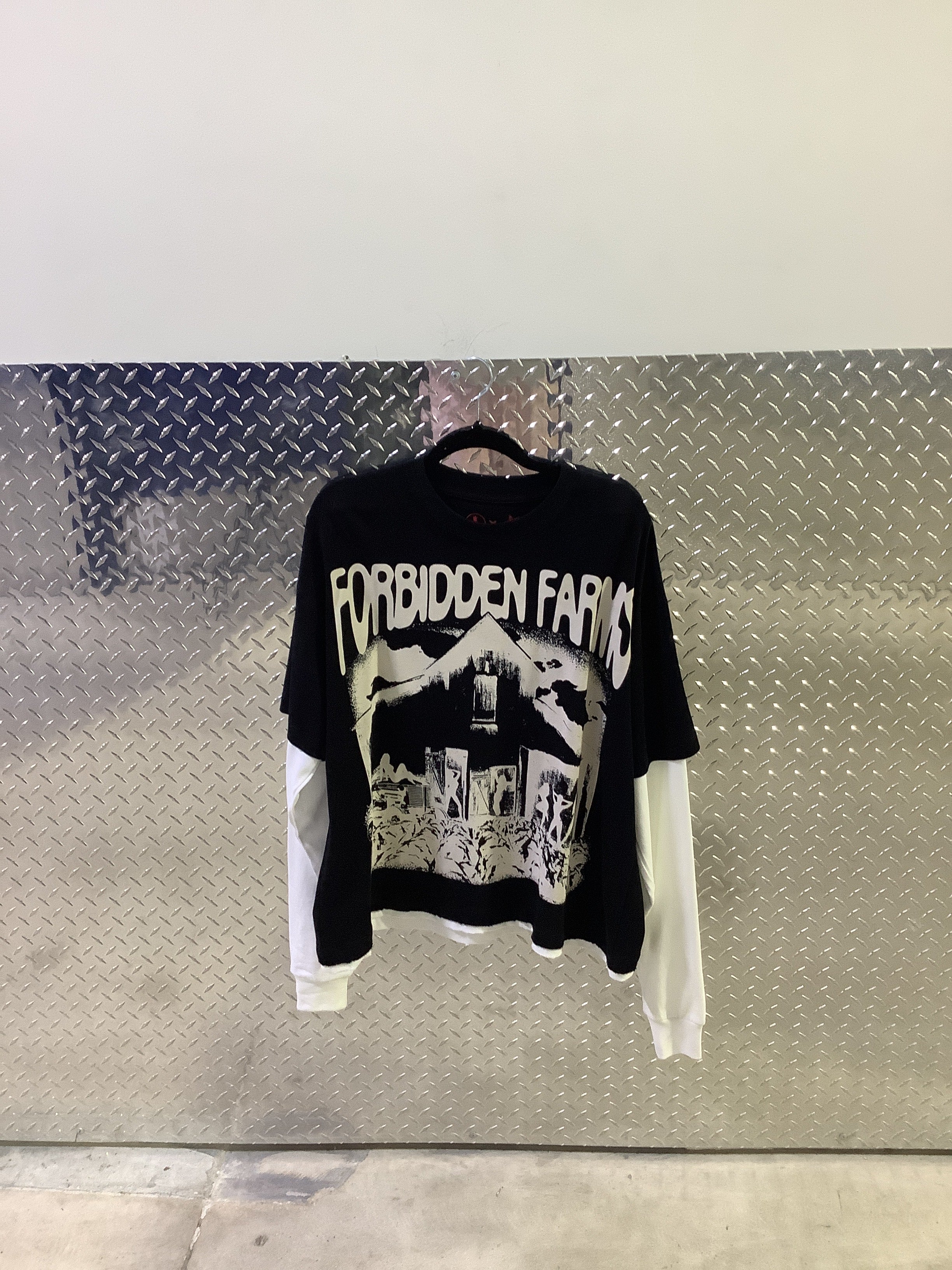 FORBIDDEN FARMS LONG TEE