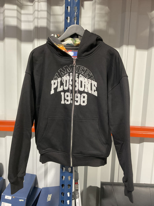 VAMEEE x PLUSONE BLK zip