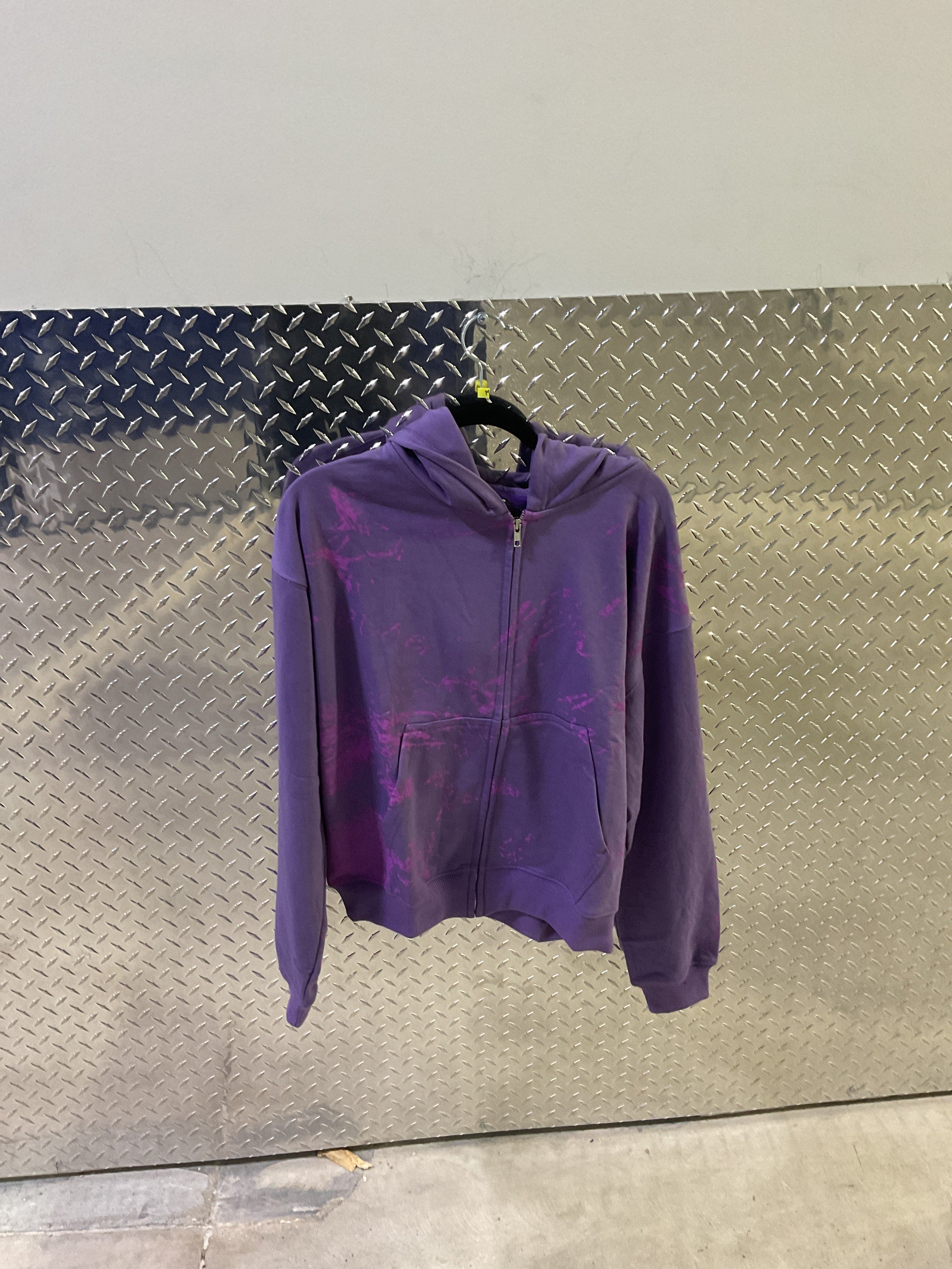 Purple graffiti hoodie ￼