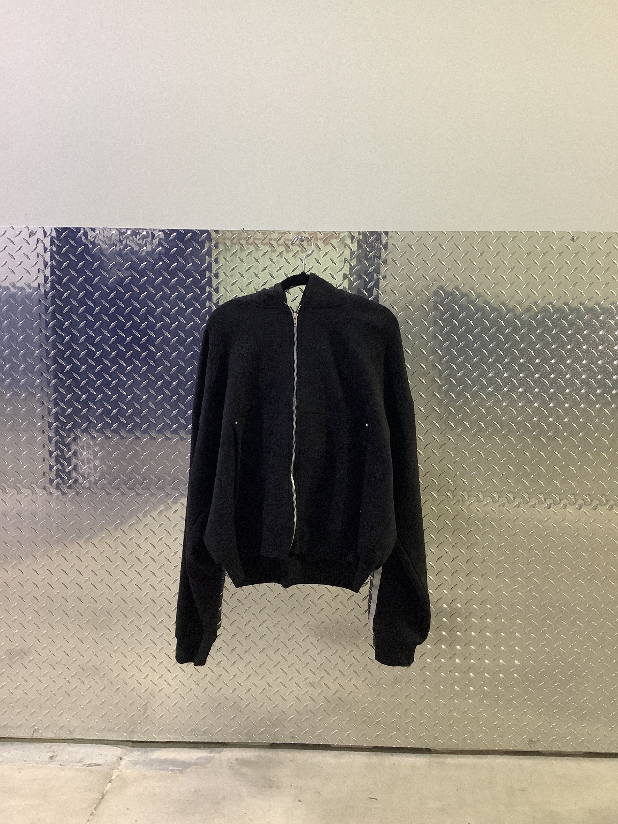 KLNCI PLAIN ZIP UP