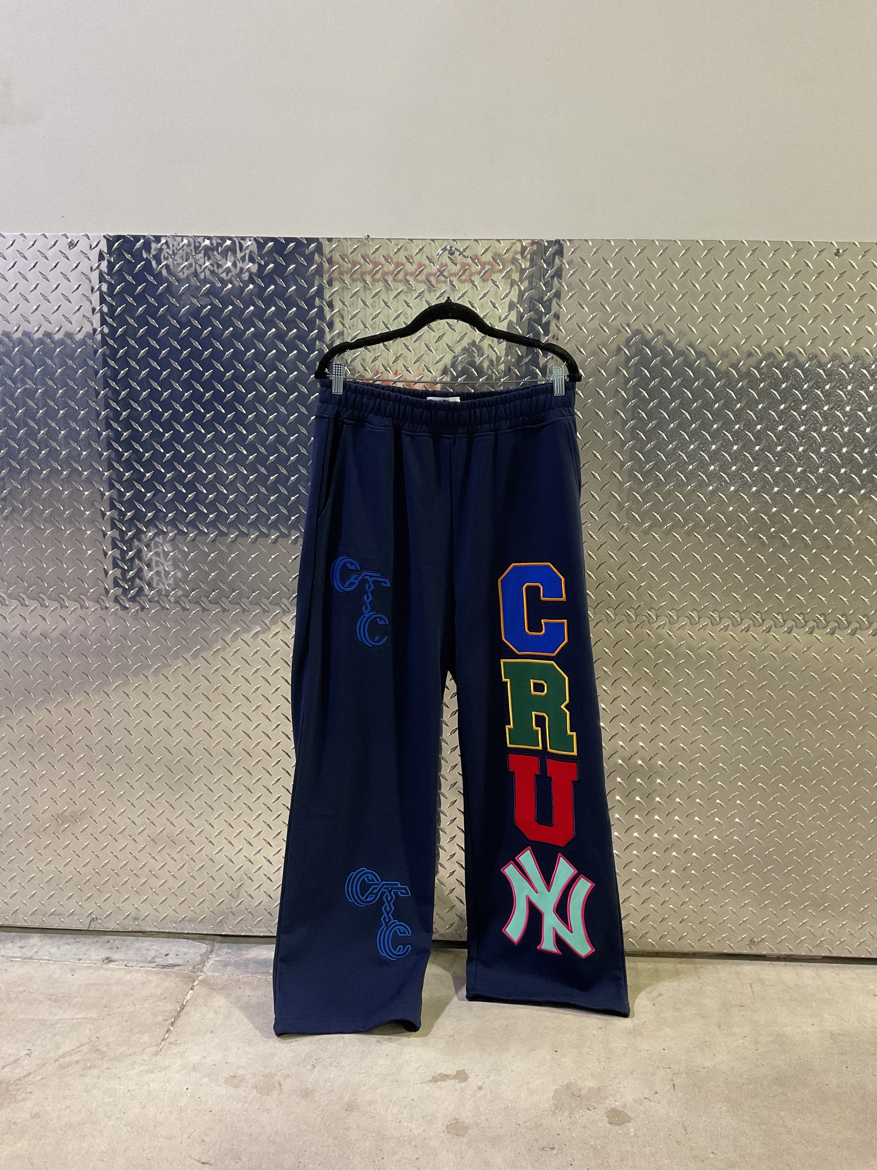 CRU ”NY” SWEATS