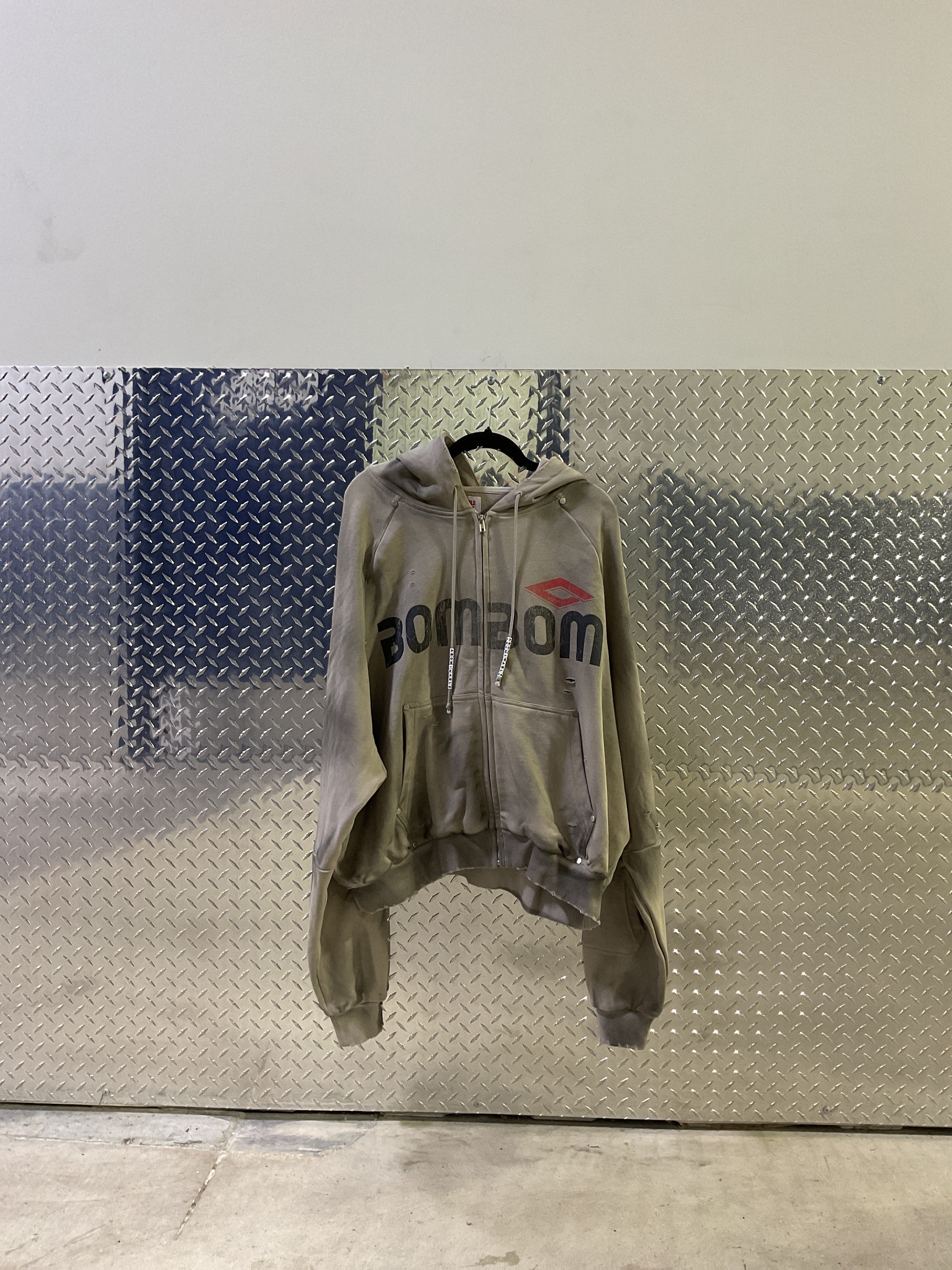BOM BOM ZIP UP
