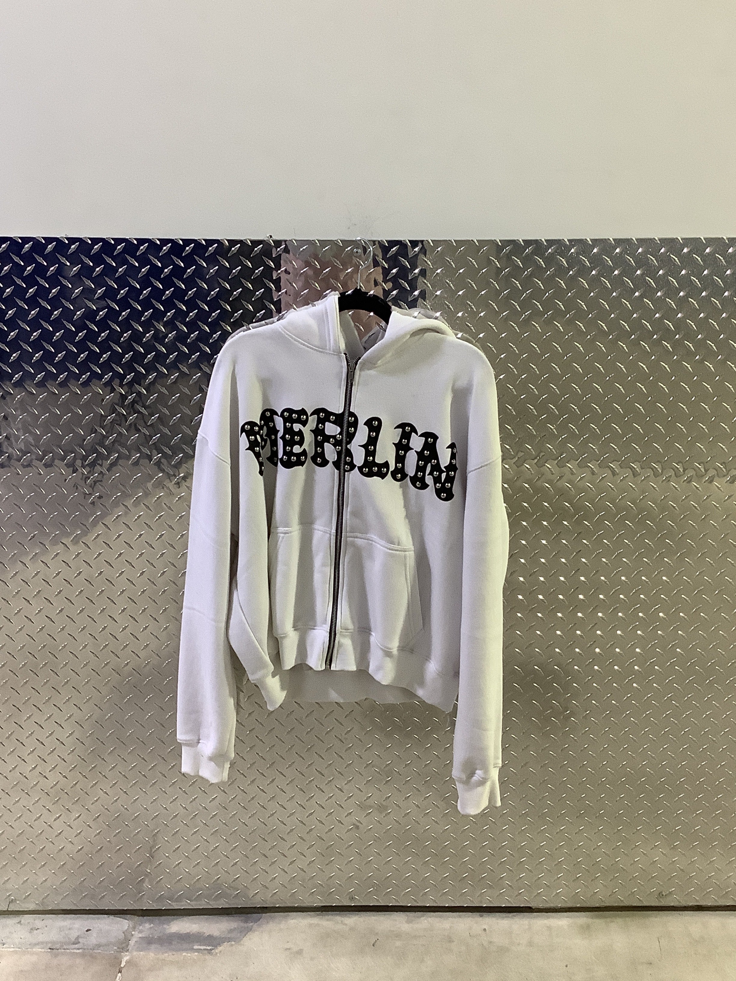MERLIN STUDDED PLAIN ZIP UP