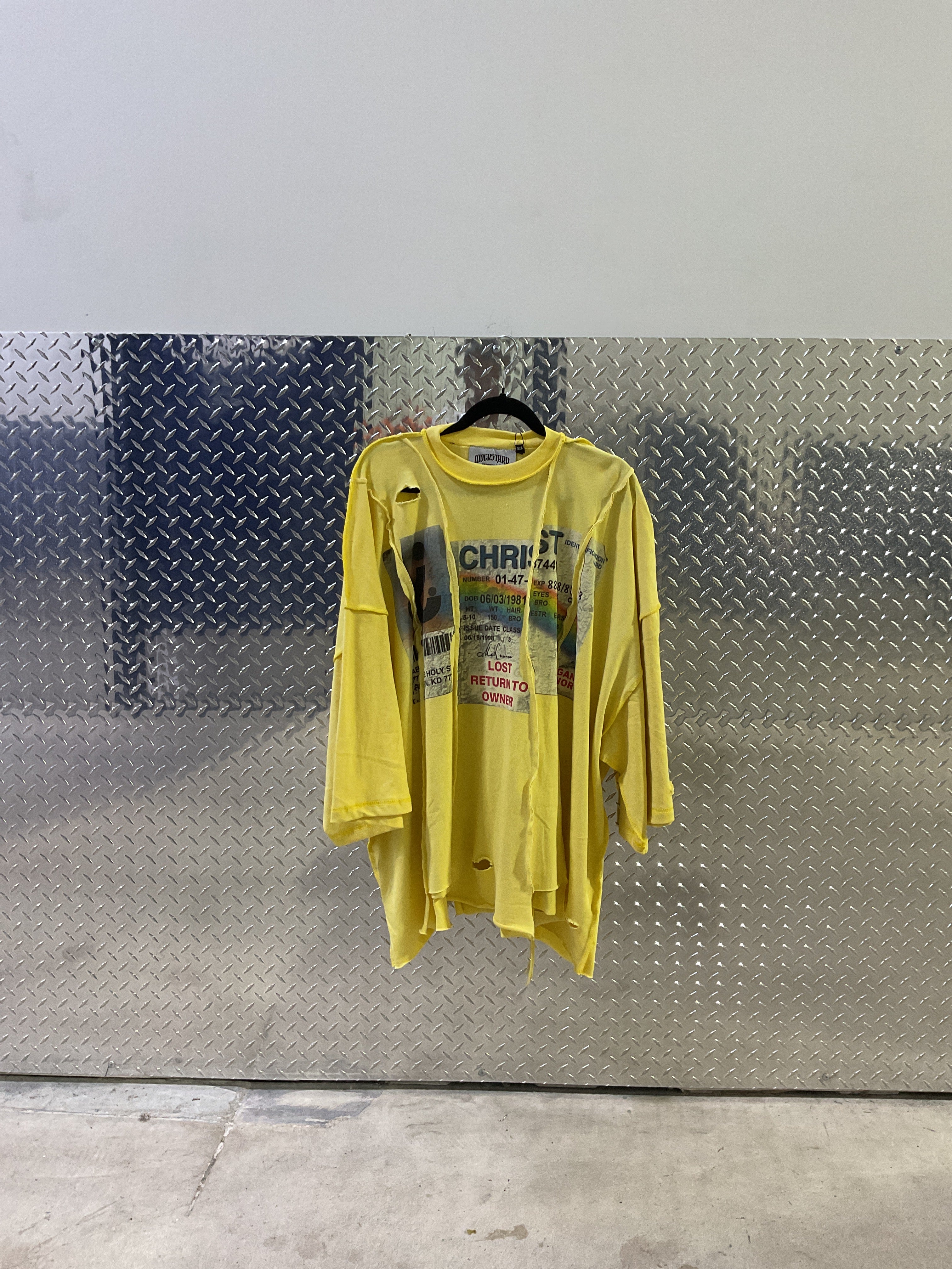FIND YOUR IDENTITY TEE