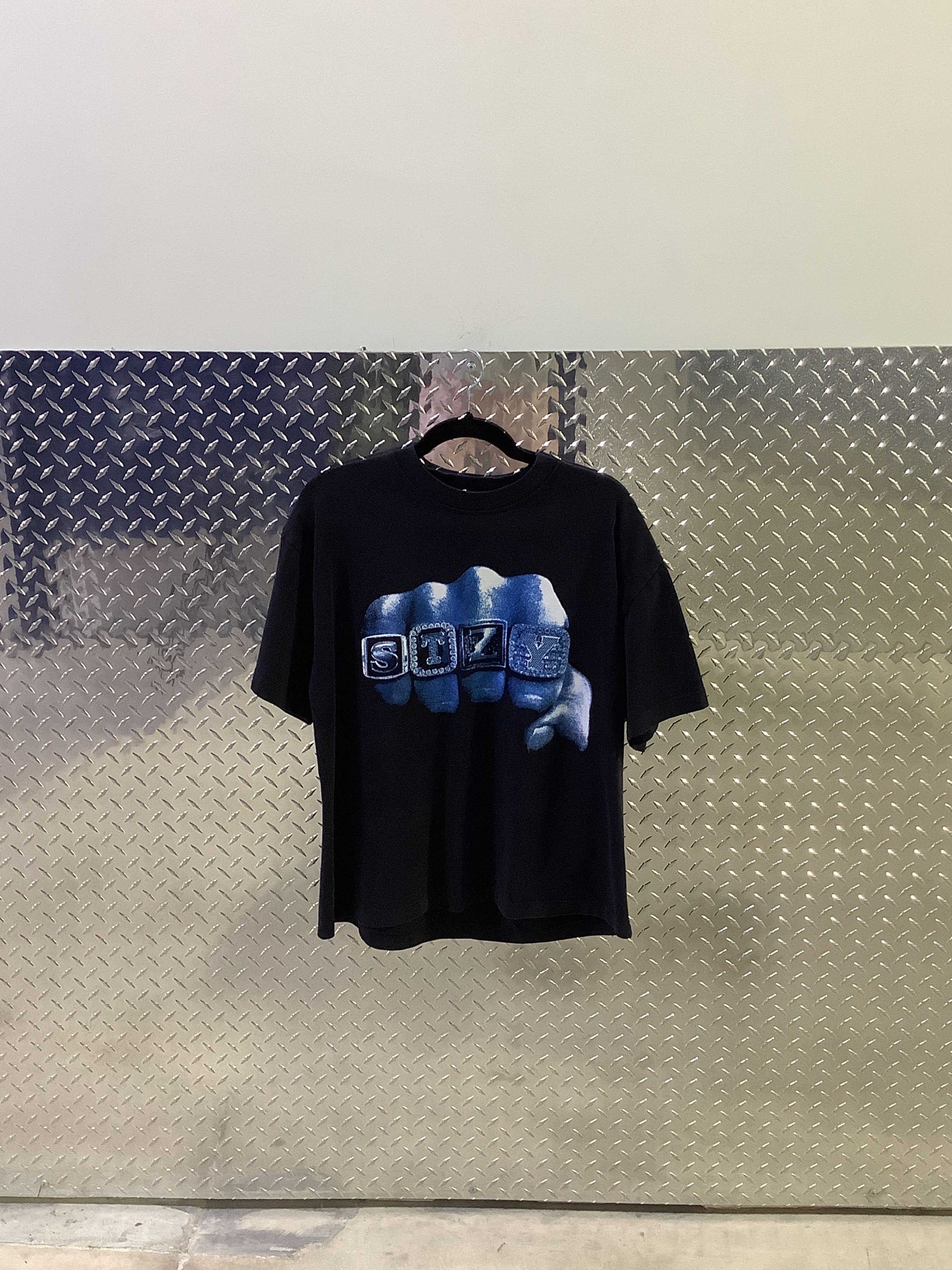 STZY KNUCKLES TEE