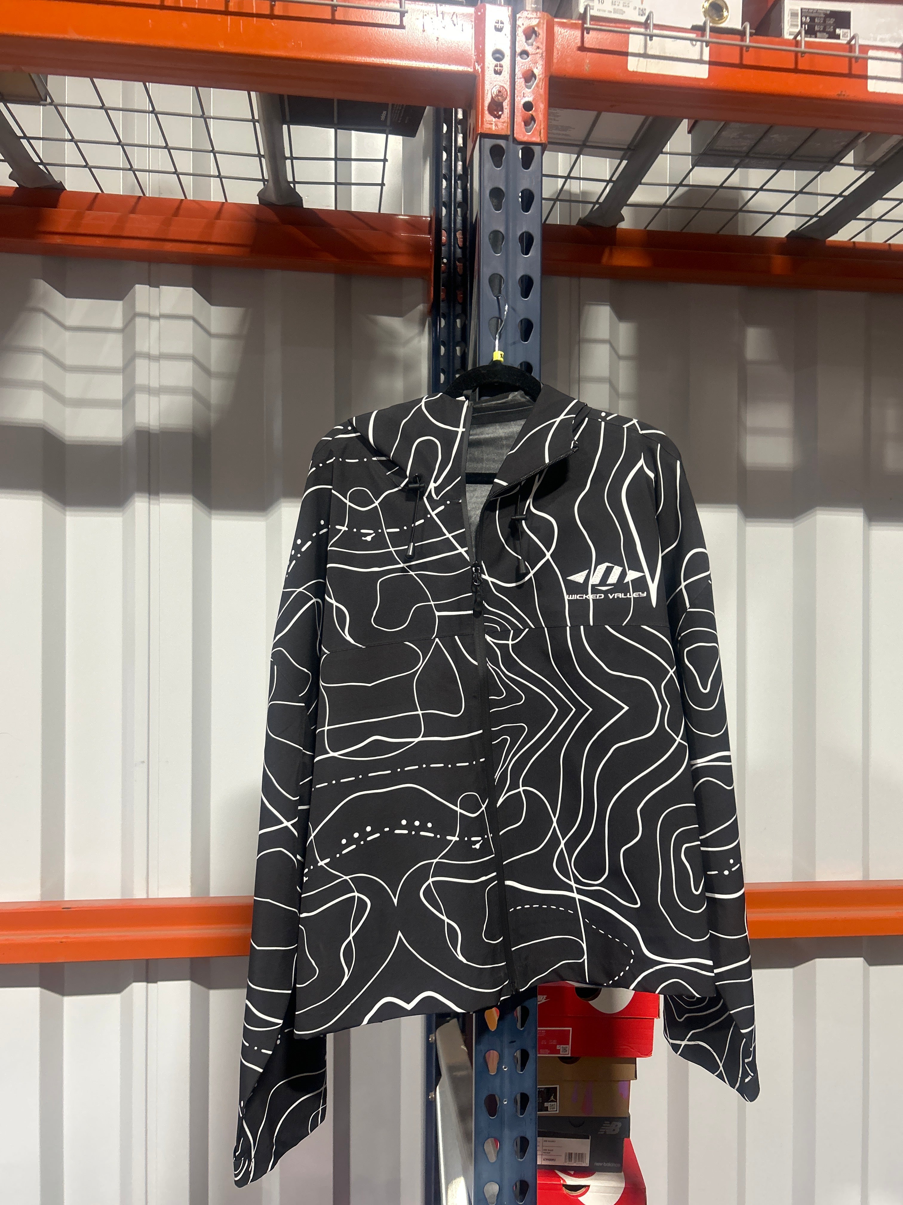Black wicked valley windbreaker