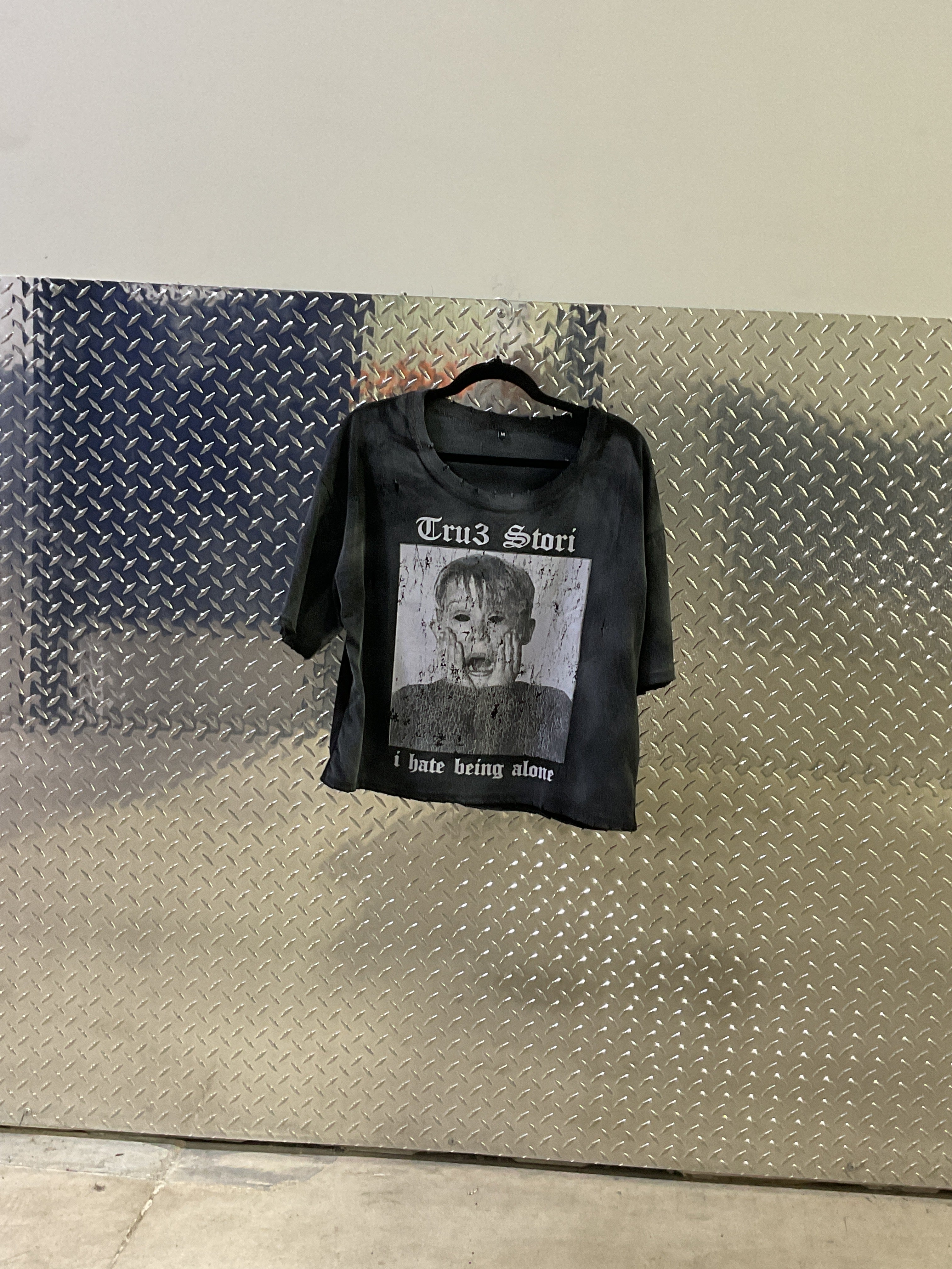 I HATE BEING ALONE TEE