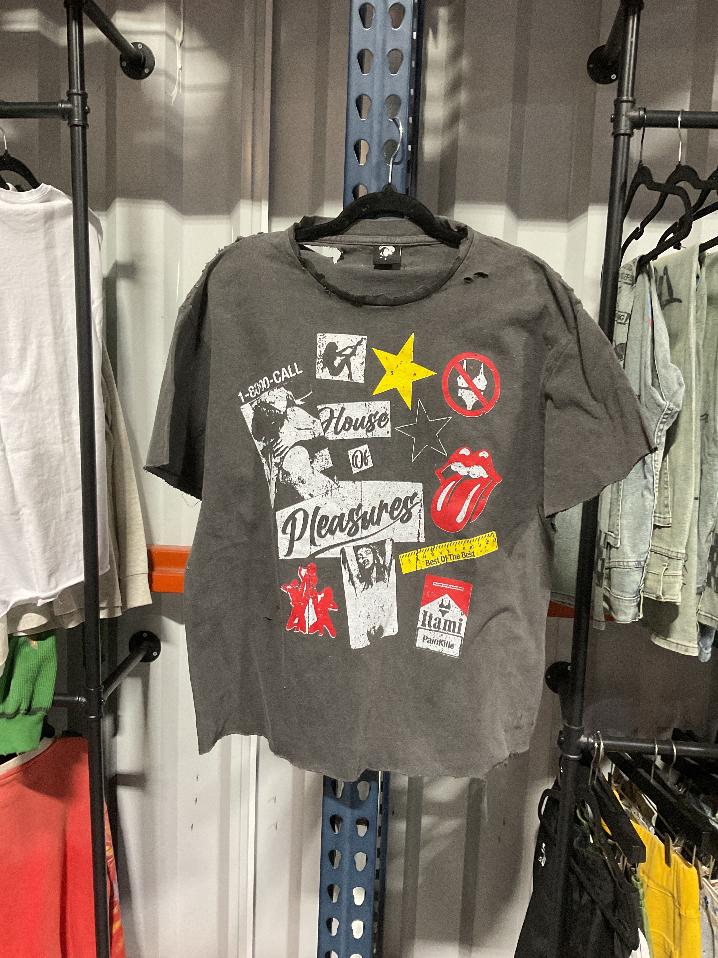 ITAMI HOUSE OF PLEASURES TEE